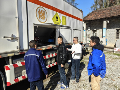 市交通运输局开展冬季消防安全检查 筑牢道路交通安全防线
