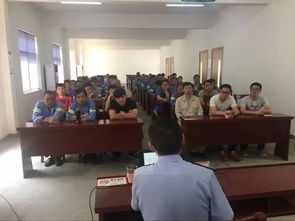 安全在线 交警授课 驾驶员安全培训