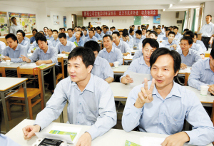 2.8万“的哥”展开外语培训