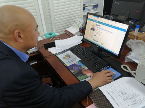 连汽快客公司全面开展安全管理人员和驾驶员安全文明驾驶教育培训专项行动