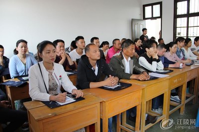 江陵运通驾校举行汽车驾驶员职业技能培训开班仪式