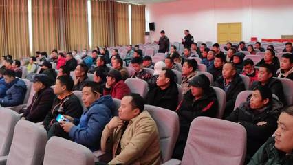 永定区阳湖坪街道办事处开展“冬季安全生产宣传月”活动