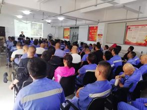 经开区经发保洁开展驾驶员安全培训