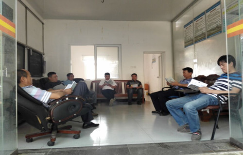 运输保障部召开驾驶员培训会议-中国地质大学后勤保障处