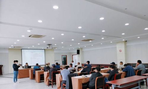 开展农机驾驶员安全培训,保障我镇农业生产安全