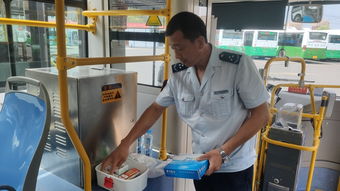 青岛千余辆公交车配备防暑用品，助力道路货物运输驾驶员从业资格培训