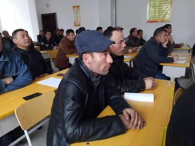 开展贫困户“订单式”驾驶员从业资格培训 落实精准扶贫